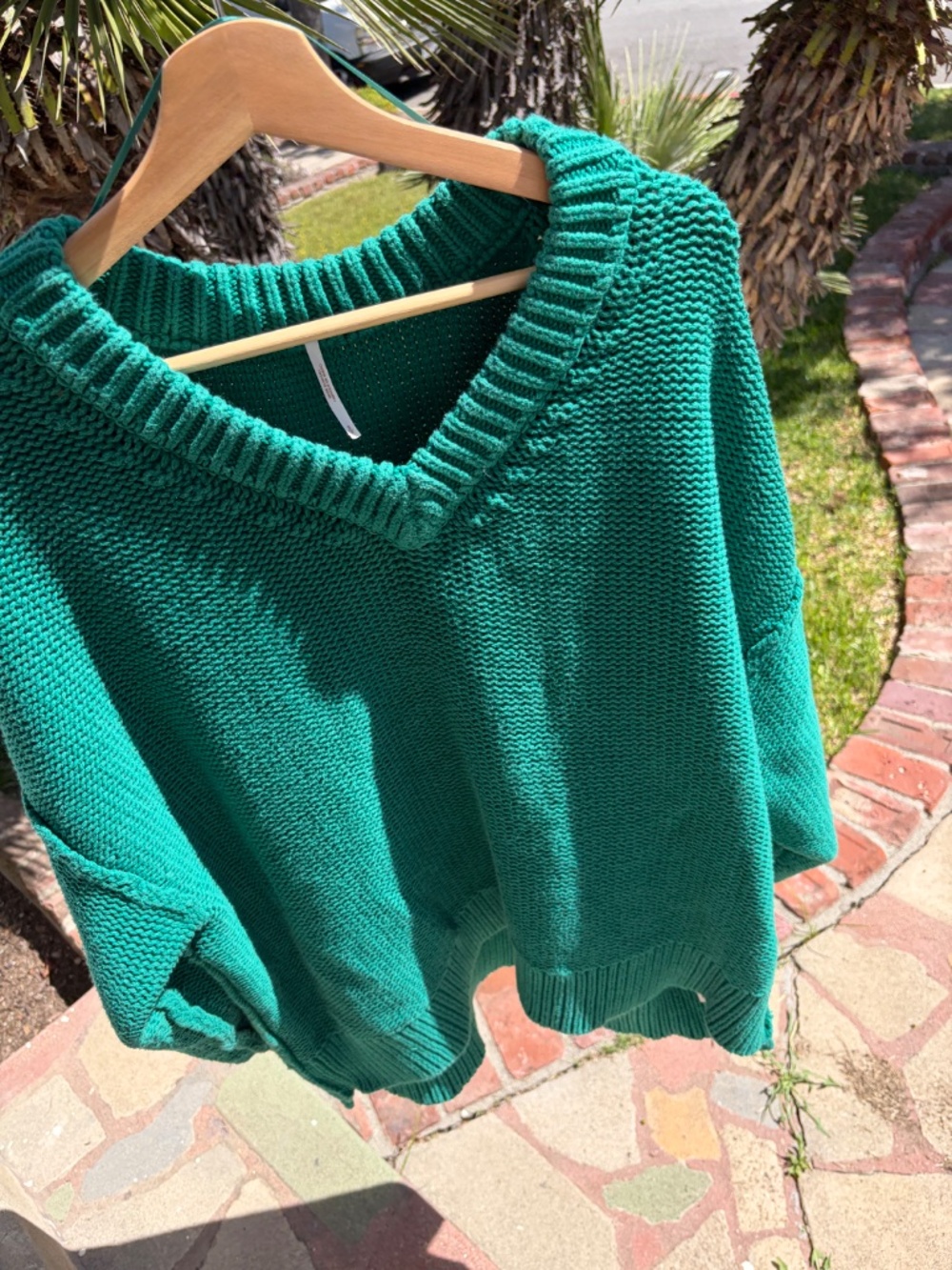 Free People Emerald Green Oversized Sweater – Size Small (Slouchy Fit) 🌲✨